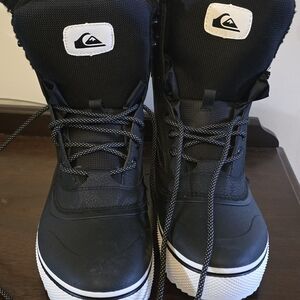 Quiksilver Black and White High-Top Sneakers